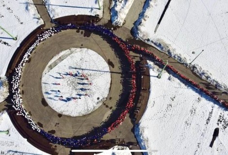 Патриотический флешмоб в честь воссоединения Крыма с Россией объединил 1 200 нижегородцев